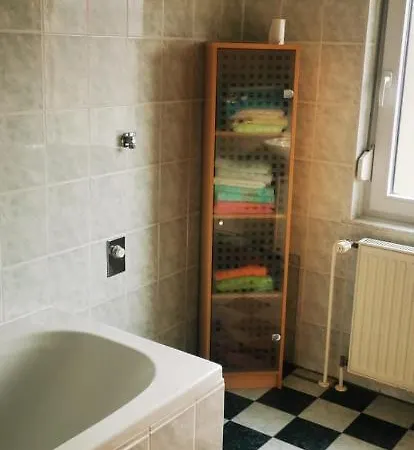 Tolle Familienferienwohnung Mit Bergblick Apartament