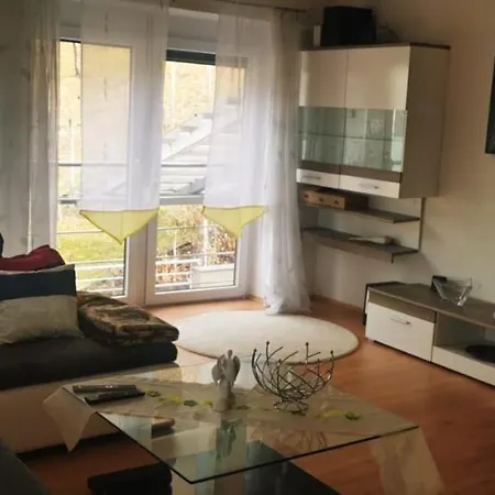아파트 Tolle Familienferienwohnung Mit Bergblick *