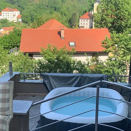 Tolle Familienferienwohnung Mit Bergblick Rogatec
